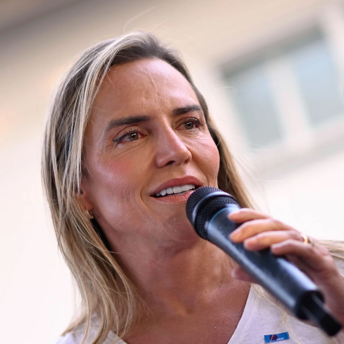 Celina destaca reversão na Ponte JK e promete convocar mais PMs