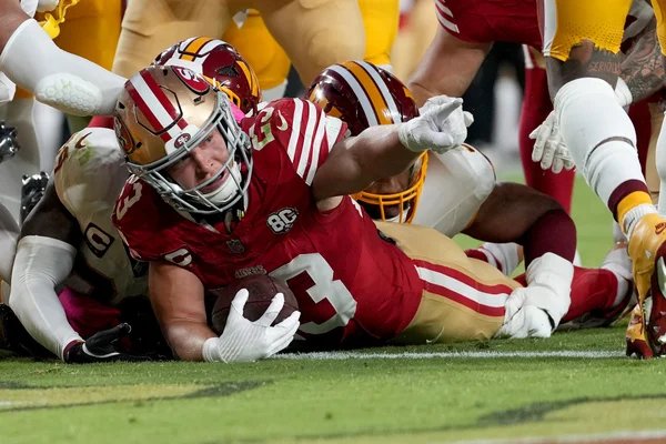 Com zebra, invencibilidades e clássicos; veja resultados da semana 6 da NFL - destaque galeria