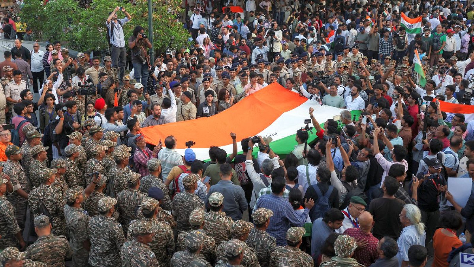 Protesto 'Lehra do Tiranga': Polícia de Delhi registra múltiplas FIRs