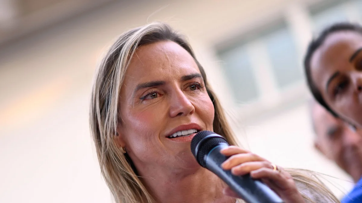 Celina destaca reversão na Ponte JK e promete convocar mais PMs