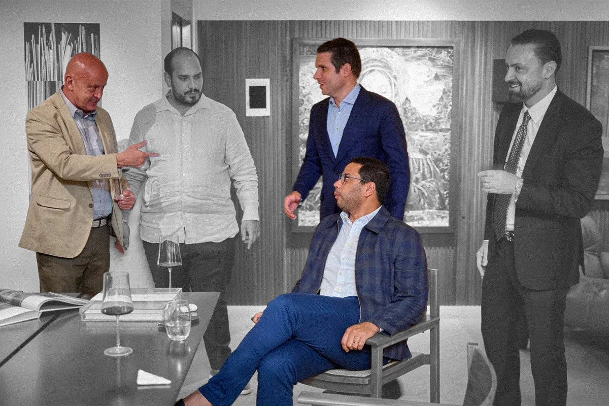 Careca do INSS esteve com Hugo Motta e ministro do TCU em casa de lobista