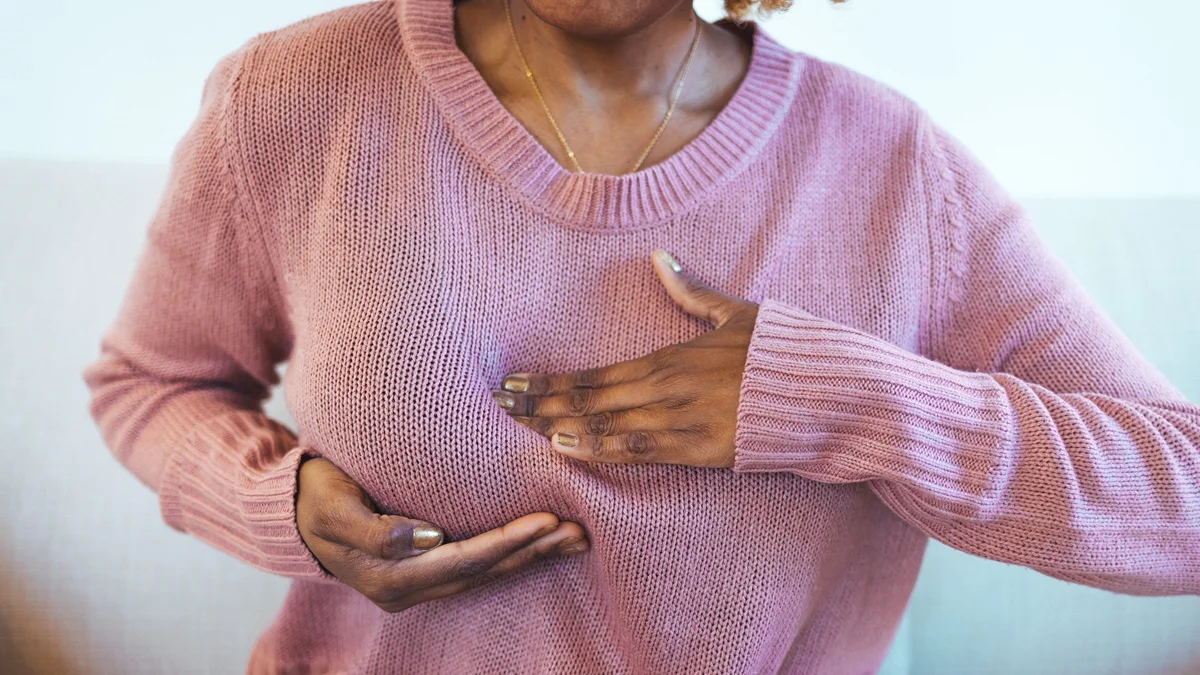 Outubro Rosa: mulheres podem agendar mamografia gratuita sem pedido médico