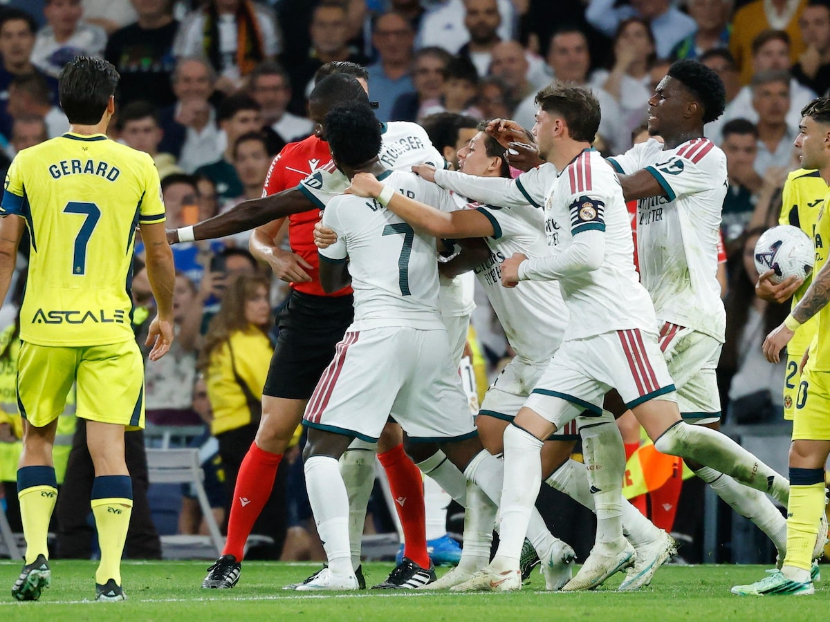 Vini Jr. marca e é expulso por falta na origem da jogada em vitória magra do Real Madrid em La Liga