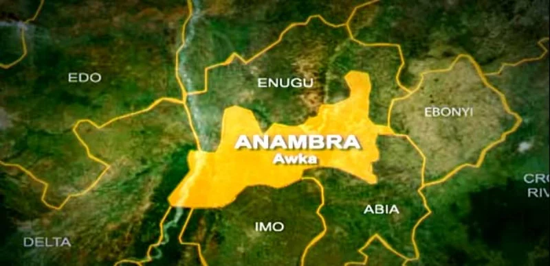 Imagem da matéria: Polícia prende suspeito em relação à morte de mulher de 23 anos em Anambra