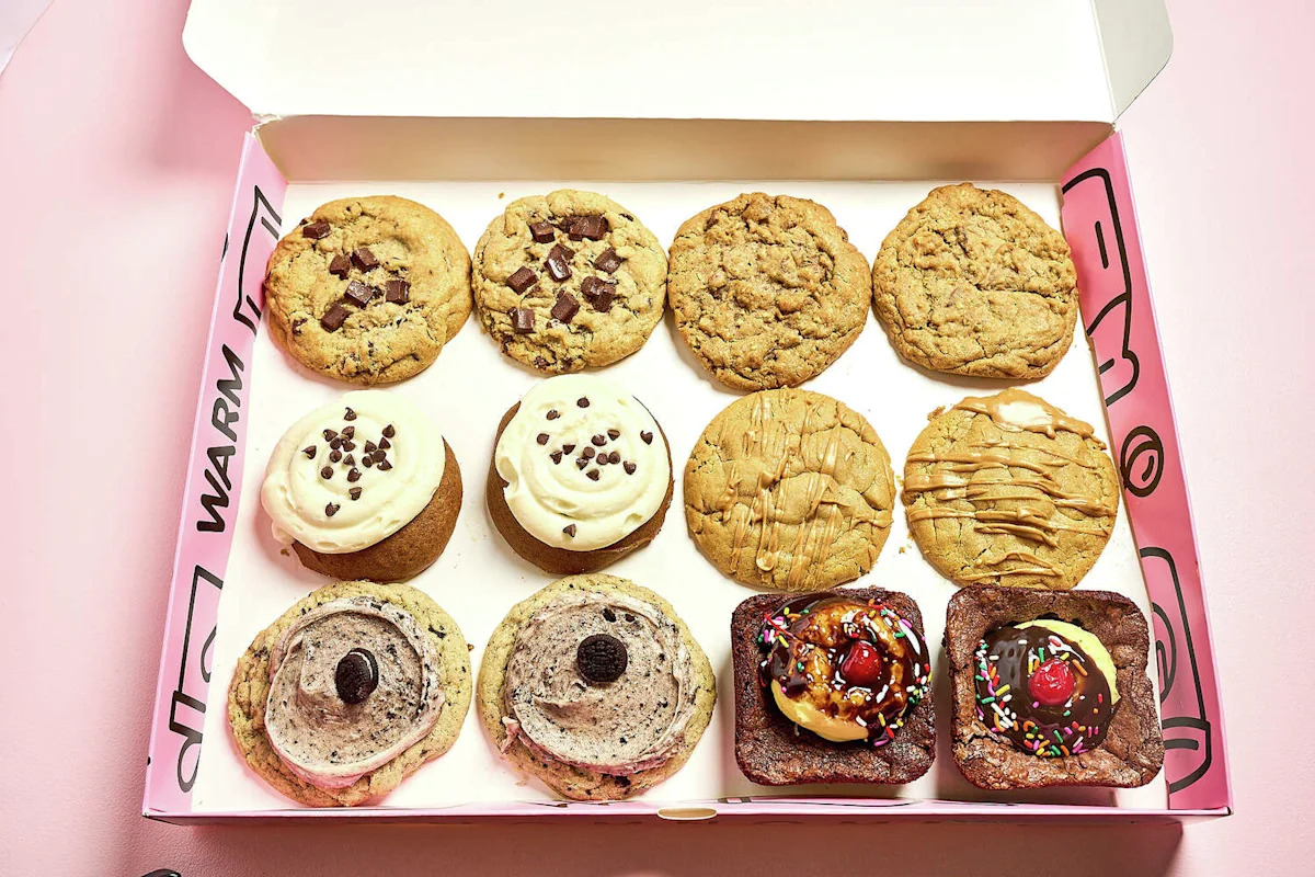 A rede de cookies virais Crumbl fecha 7 lojas na Califórnia e 57 em todo o país