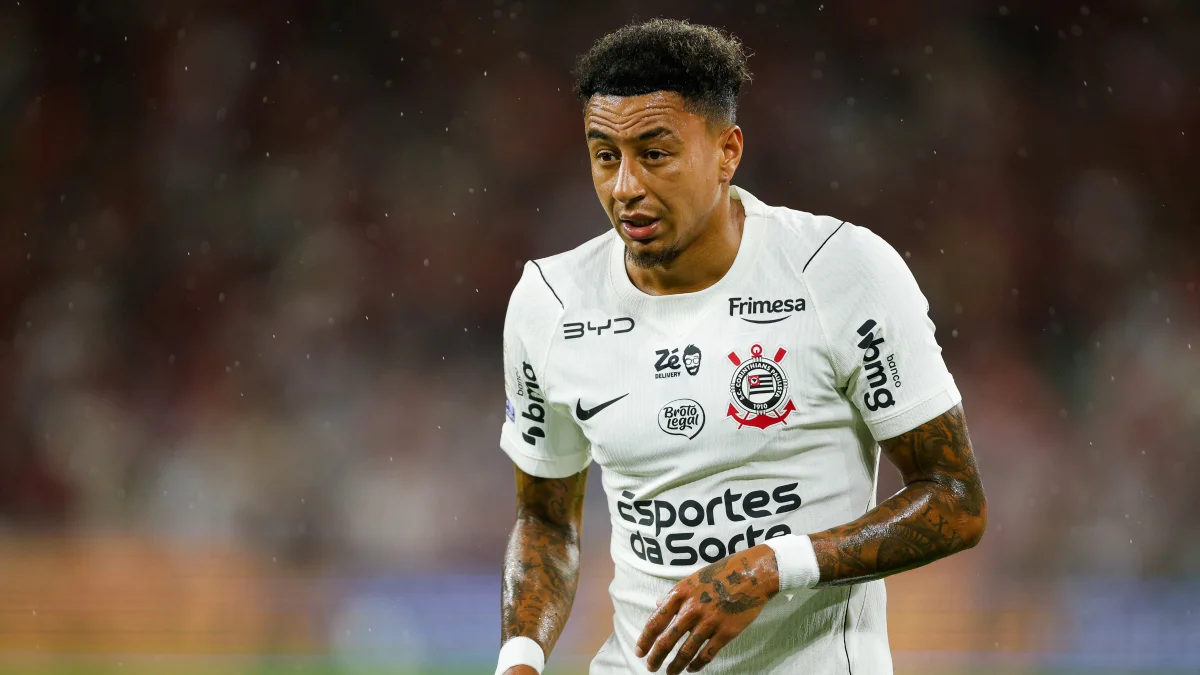 Com Lingard entre os titulares, veja escalações de Corinthians x Vitória