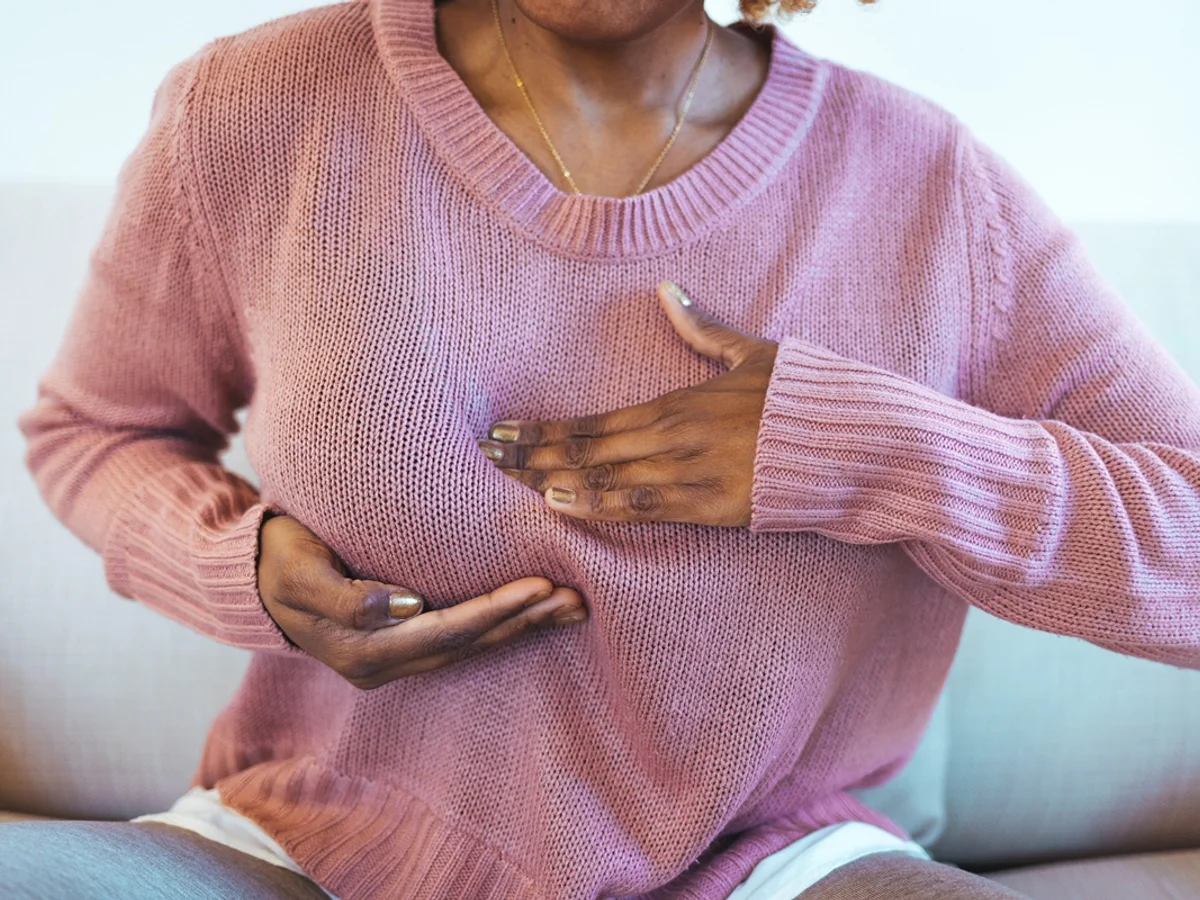 Outubro Rosa: mulheres podem agendar mamografia gratuita sem pedido médico