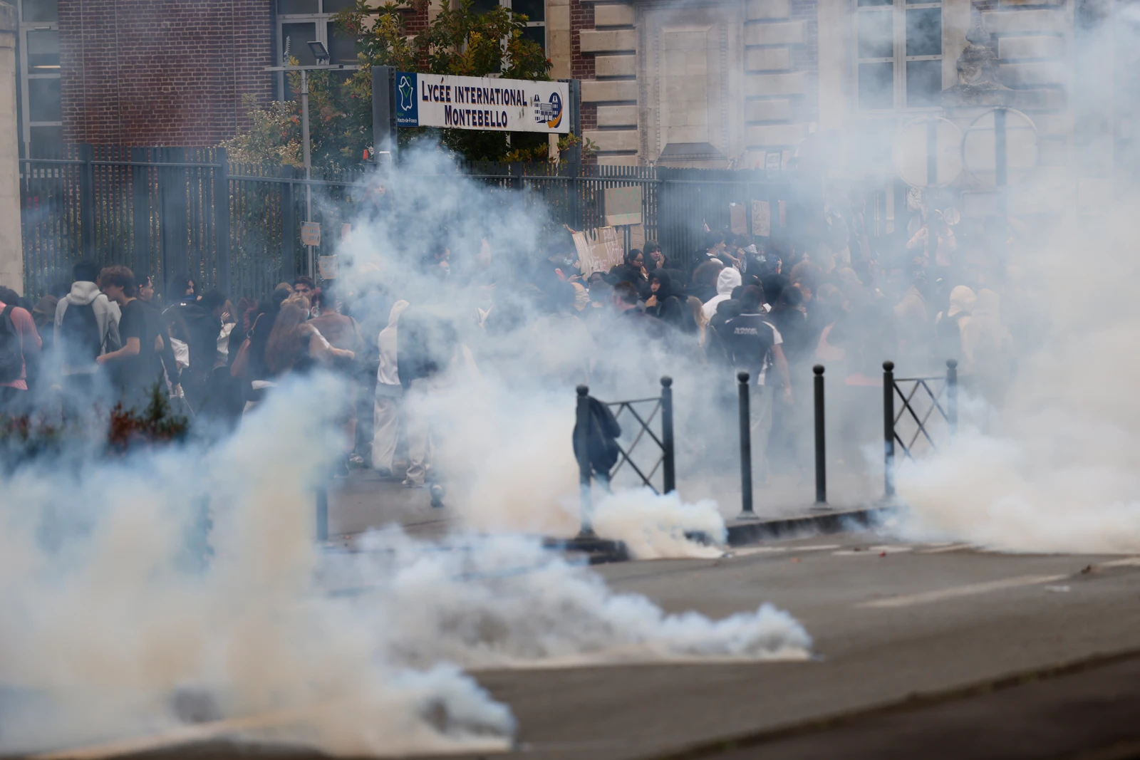 Líder de Mianmar visita Malásia após início do retorno de migrantes