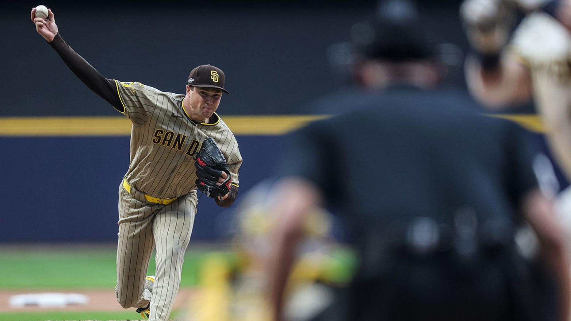 Os San Diego Padres perdem a vantagem no final enquanto o estrela fechador Mason Miller desmorona em um walk-off brutal contra os Brewers