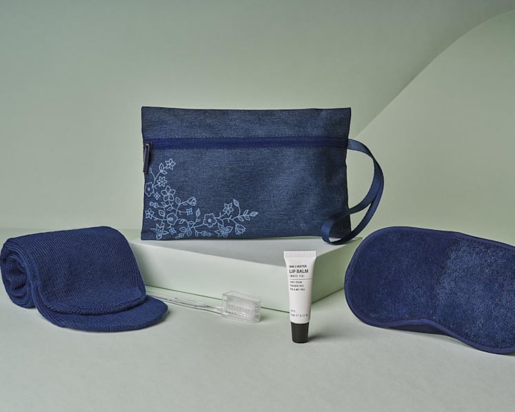 SIA’s new premium economy class amenity kit. (Photo: Singapore Airlines)
