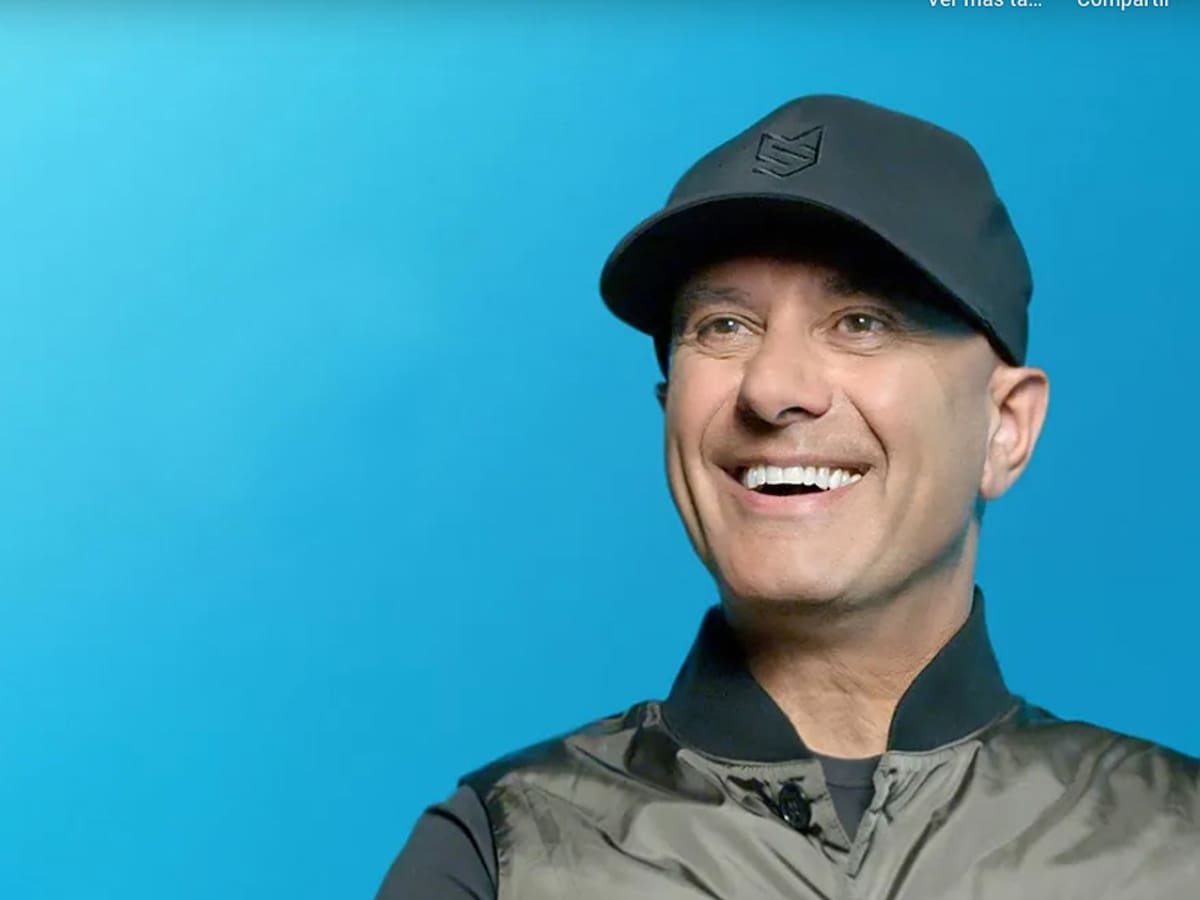 Robin Sharma, escritor canadiense: "Aprendemos del amor propio en la dificultad"