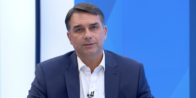 Flávio Bolsonaro durante sabatina da Globo Foto: Reprodução/TV Globo